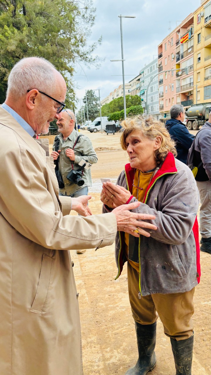 The closeness of Cardinal Czerny in Valencia